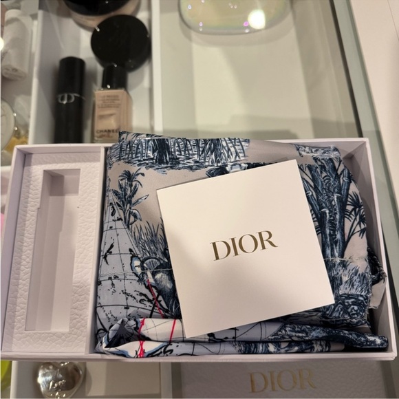 Dior Blue around the world bucket string bag - Picture 3 of 4